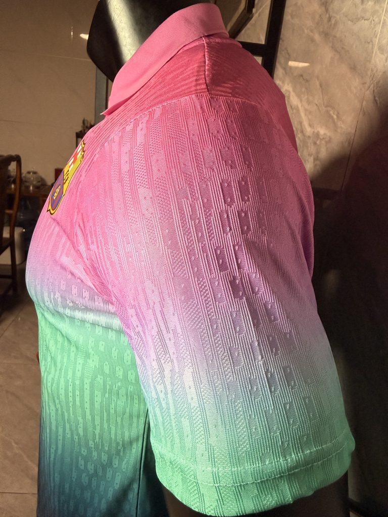 Camiseta Rosa FC Barcelona 2026-2027 edición especial versión jugador - Imagen 5