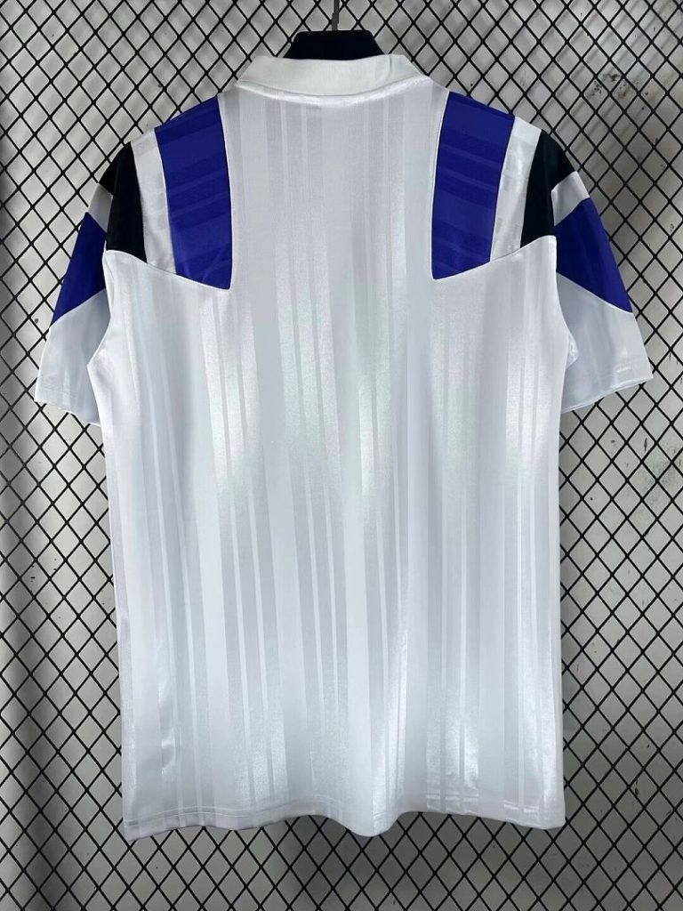 Camiseta Real Madrid Blanco 2026-2027 Blanco Edicion Retro versión Fan - Imagen 2