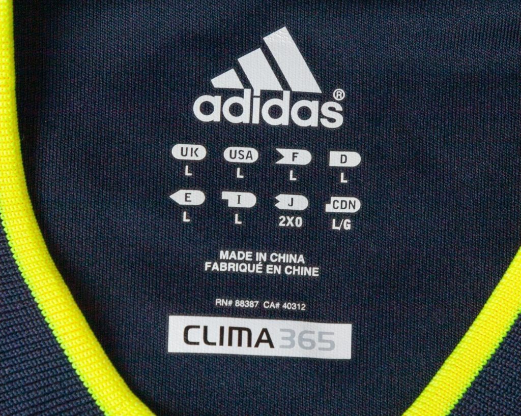 Chelsea FC 09-10 Visitante 4