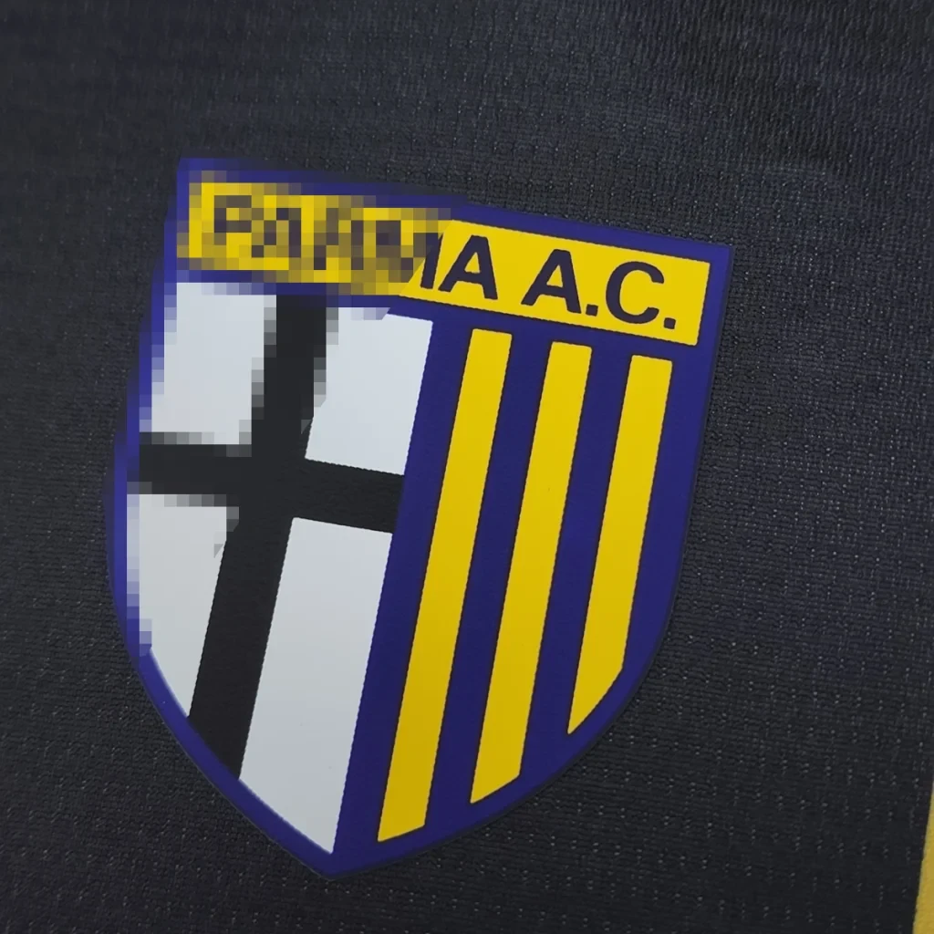 Camiseta Parma 2026-2027 Adrian Bernabe primera equipacion versión fan - Imagen 3