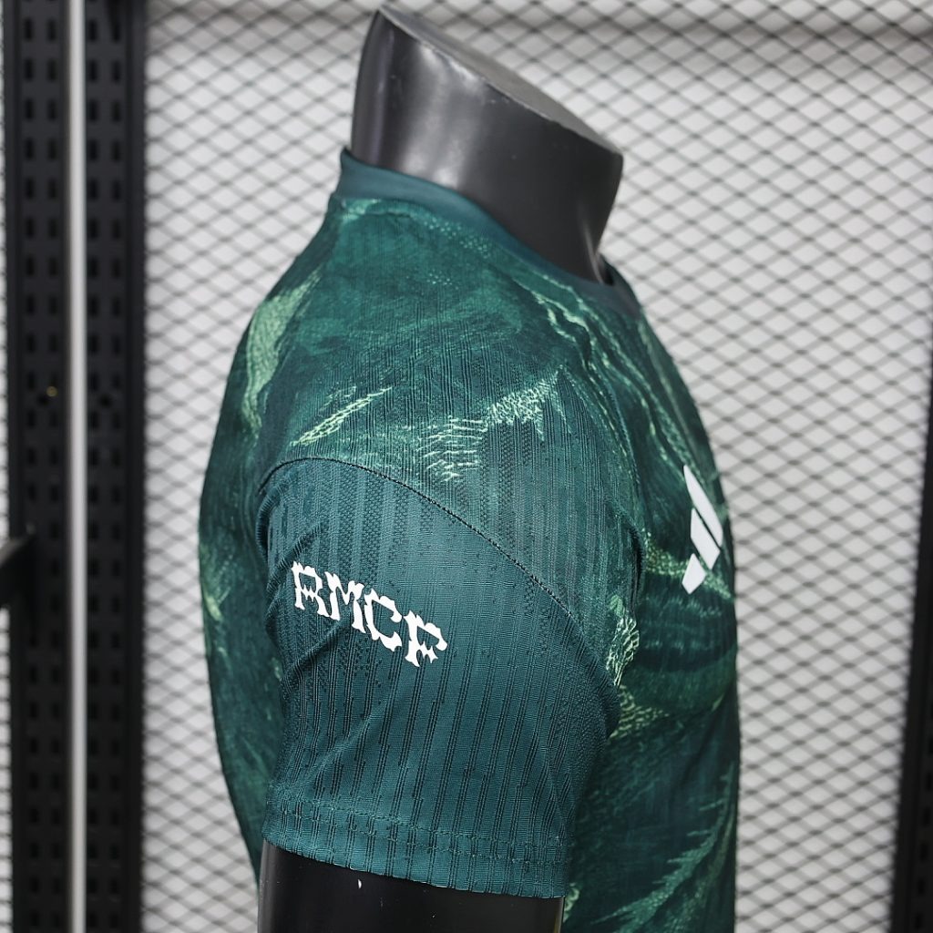 Camiseta Real Madrid Entrenamiento 2026-2027 Verde Version Jugador - Imagen 3