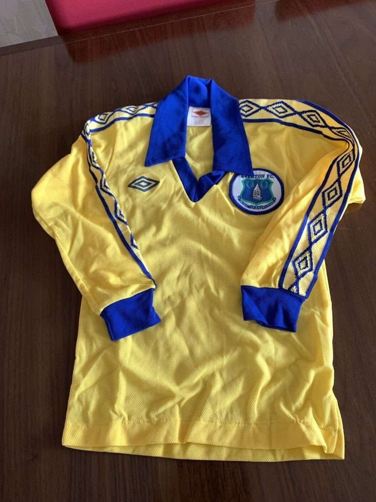 Segunda equipación de Everton 78-79