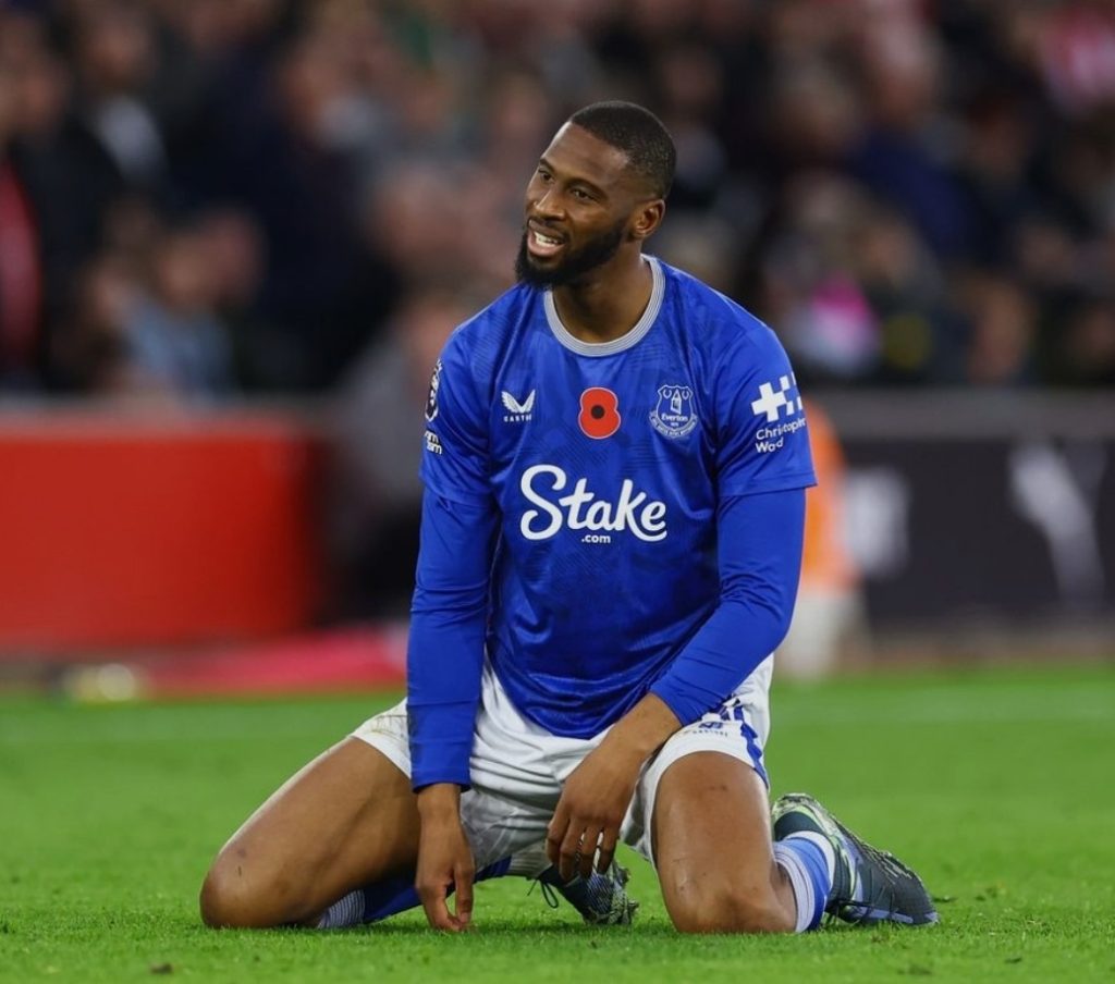 Primera equipación de Everton 24-25