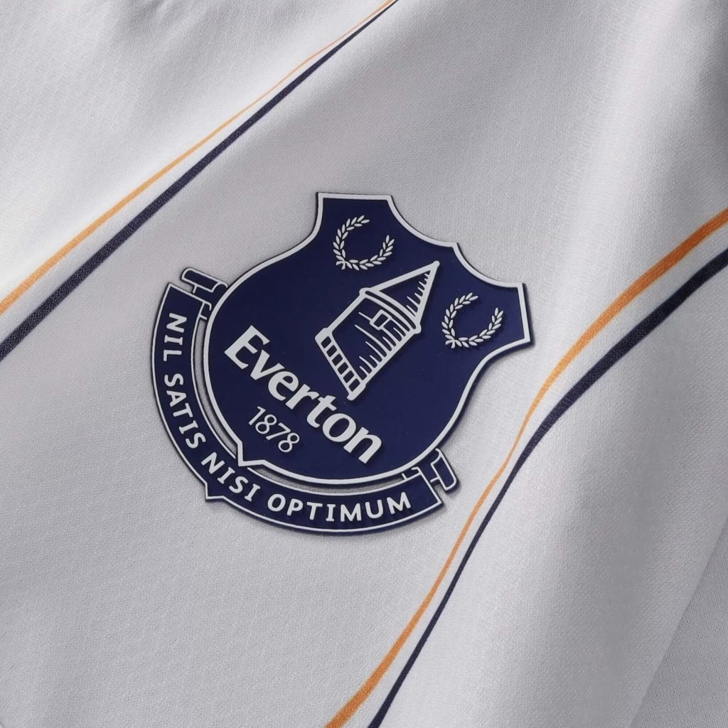 Everton FC 26-27 Visitante 4