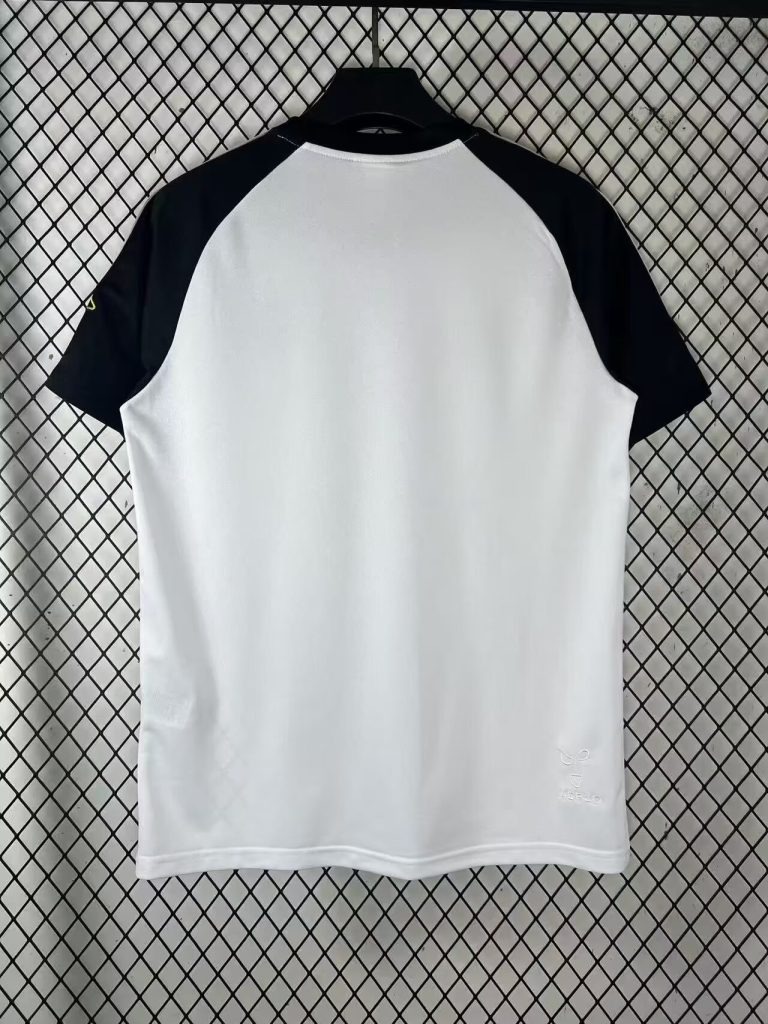 Camiseta entrenamiento Juventus 2026-2027 blanco version fan - Imagen 2