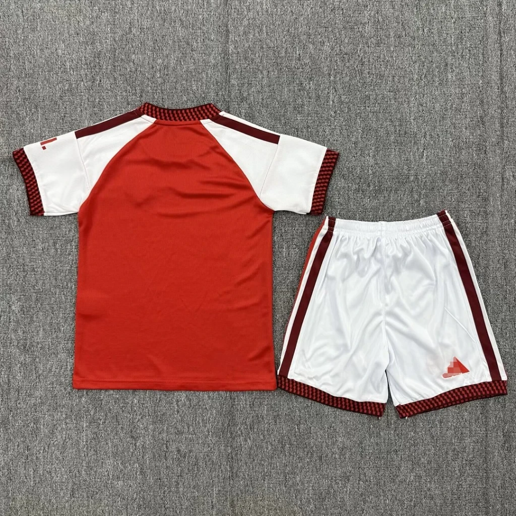 Conjunto Niño Arsenal 2026-2027 Saka primera equipacion - Imagen 2