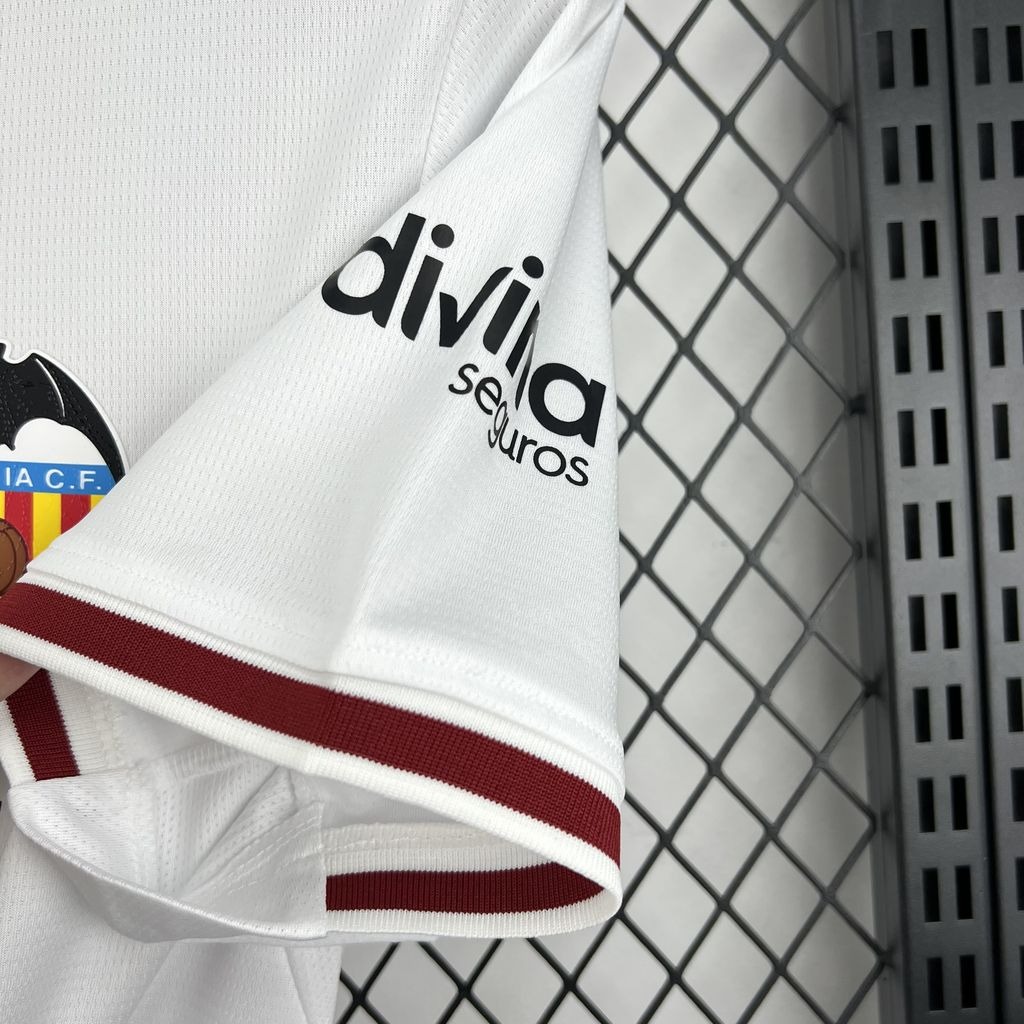 Camiseta Valencia CF 2026-2027 JAVI GUERRA Primera equipacion versión Fan - Imagen 5