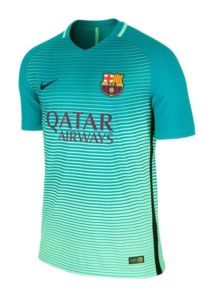 Tercera equipación de Barcelona 16-17