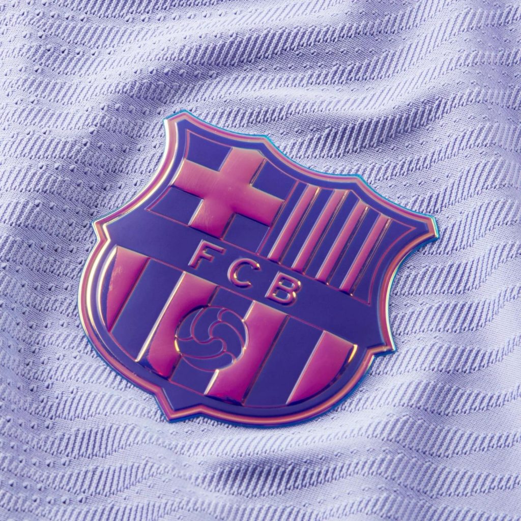 FC Barcelona 21-22 Visitante 3
