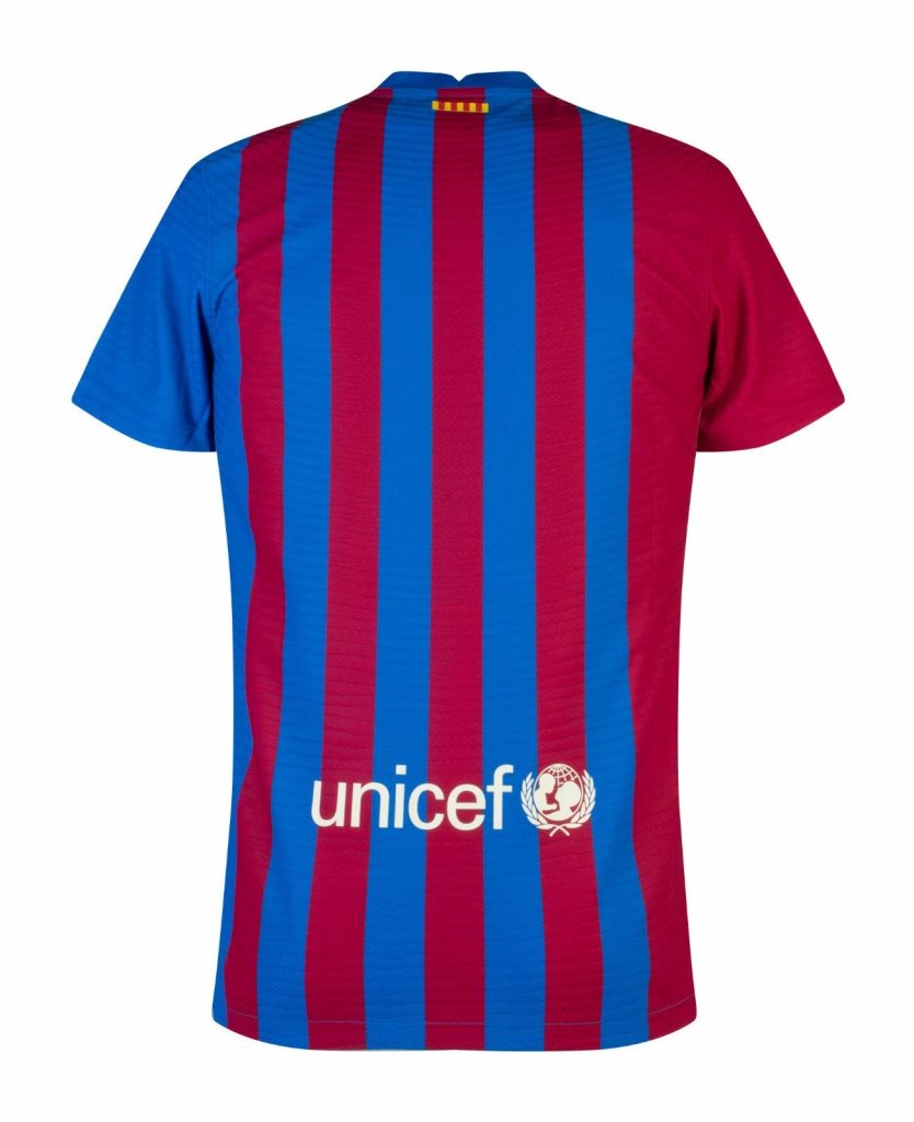 FC Barcelona 21-22 Local 3