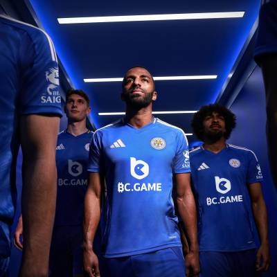 Camiseta local de Leicester City 2024-25