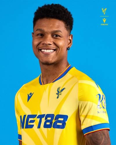 Camiseta visitante de Crystal Palace 2024-25