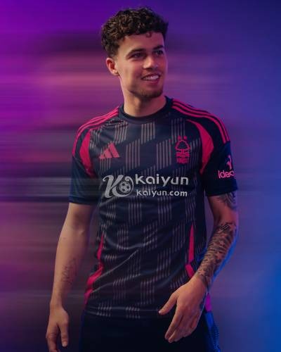 Camiseta visitante de Nottingham Forest 2024-25