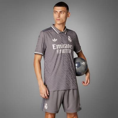 Tercera camiseta de Real Madrid 2024-25
