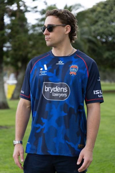 Imagen de Camiseta visitante de Newcastle 2024-25