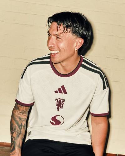 Imagen de Tercera camiseta de Manchester United 2026-27 de Adidas