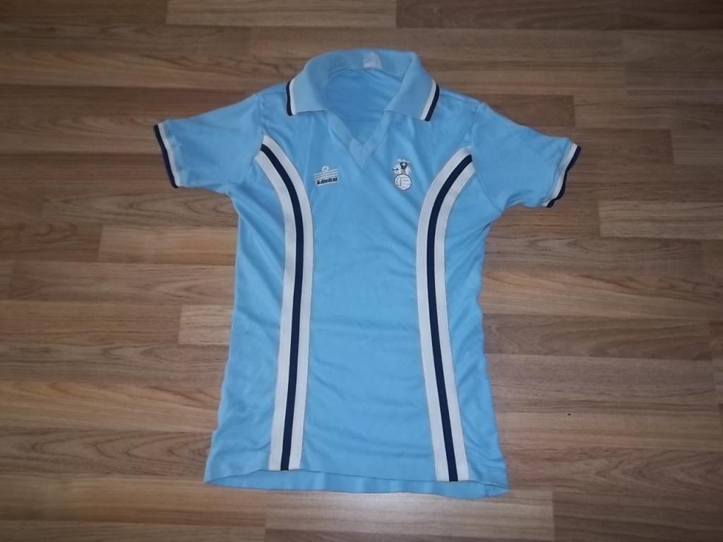 Primera equipación de Coventry City 75-76