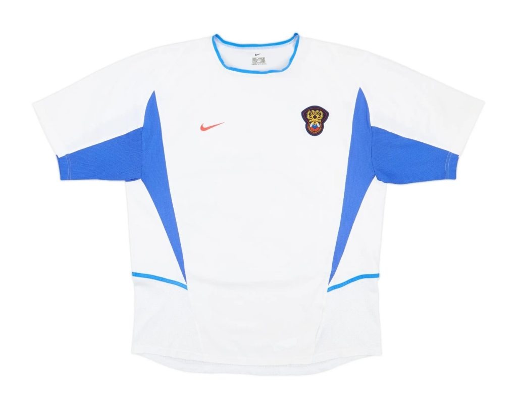 Primera equipación de Rusia 2002
