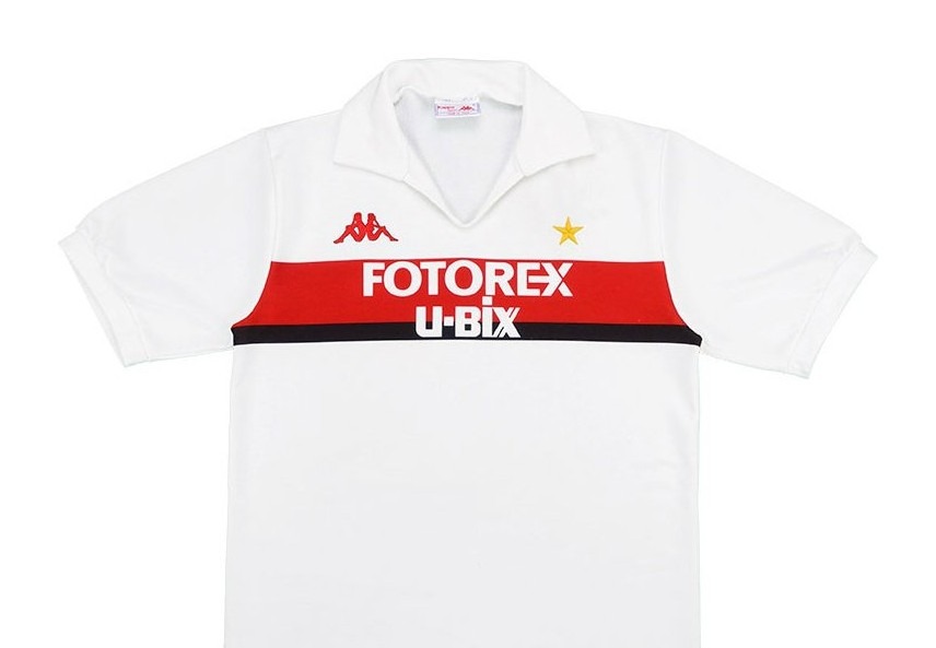 Segunda equipación de AC Milan 86-87