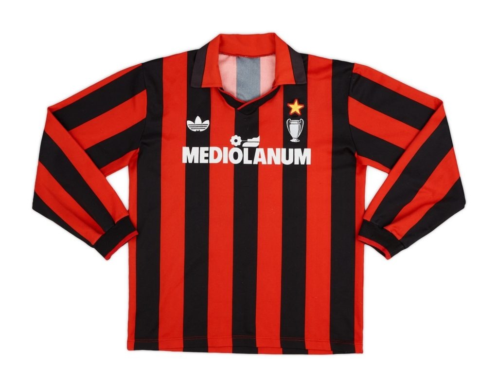 Primera equipación de AC Milan 90-91