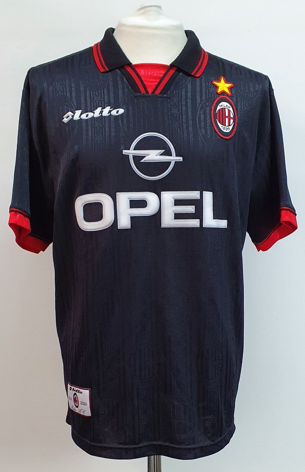 Fourth de AC Milan 97-98
