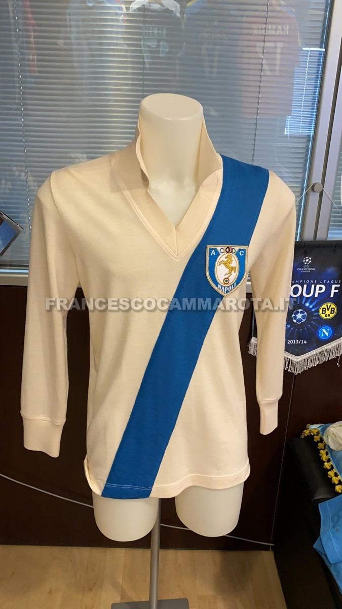 Segunda equipación de SSC Napoli 62-63