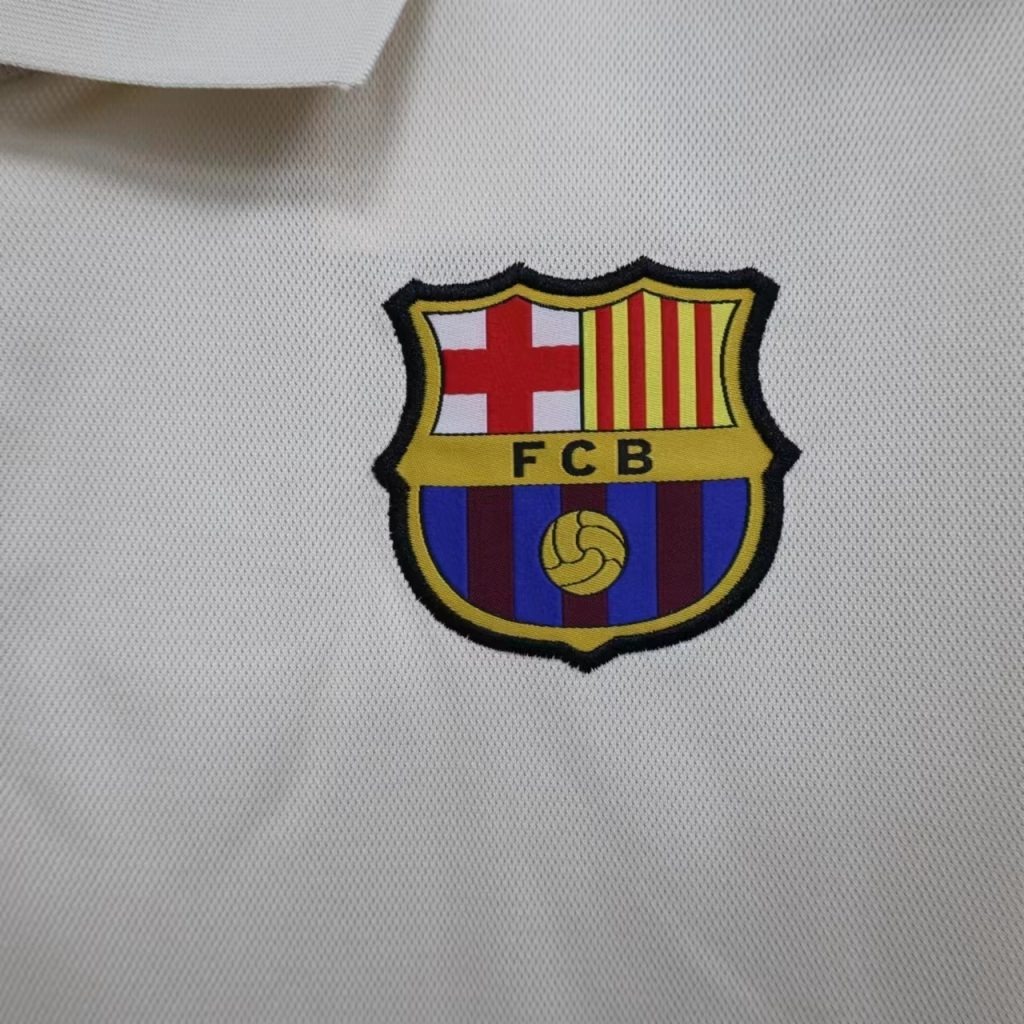 Camiseta casual FC Barcelona beige 2026-2027 edición especial - Imagen 4