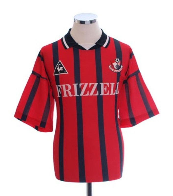 Primera equipación de AFC Bournemouth 95-96
