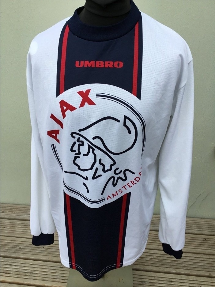 Entrenamiento de Ajax Amsterdam 96-97