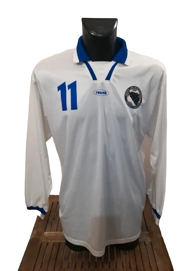 Segunda equipación de Bosnia and Herzegovina 1999