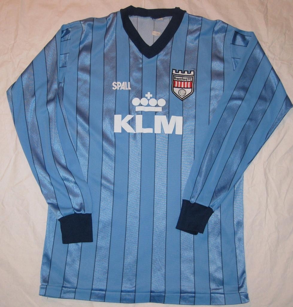 Segunda equipación de Brentford FC 86-87