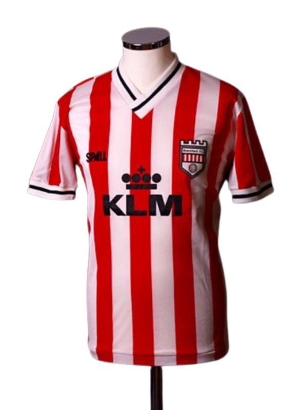 Primera equipación de Brentford FC 87-88 (Carry-over)