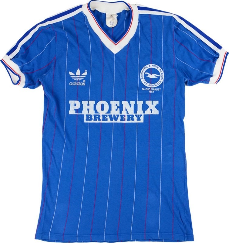 Primera equipación de Brighton & Hove Albion 83-84