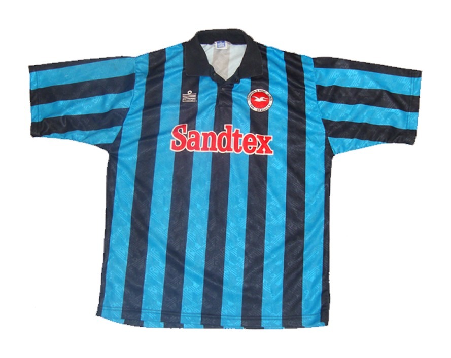 Tercera equipación de Brighton & Hove Albion 94-95