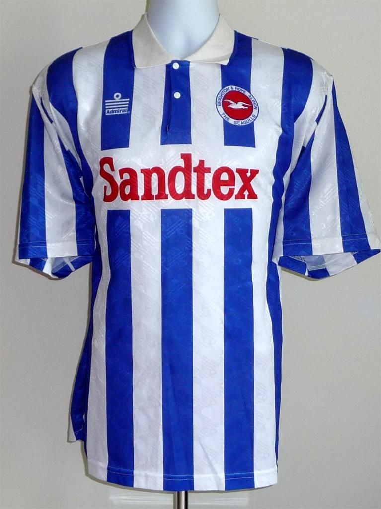Primera equipación de Brighton & Hove Albion 95-96 (Carry-over)