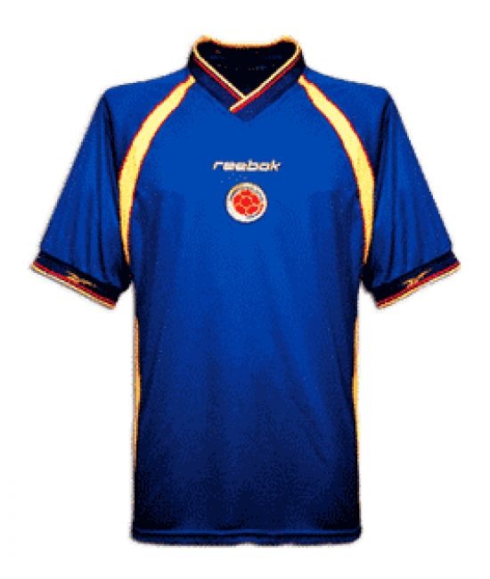 Segunda equipación de Colombia 2001