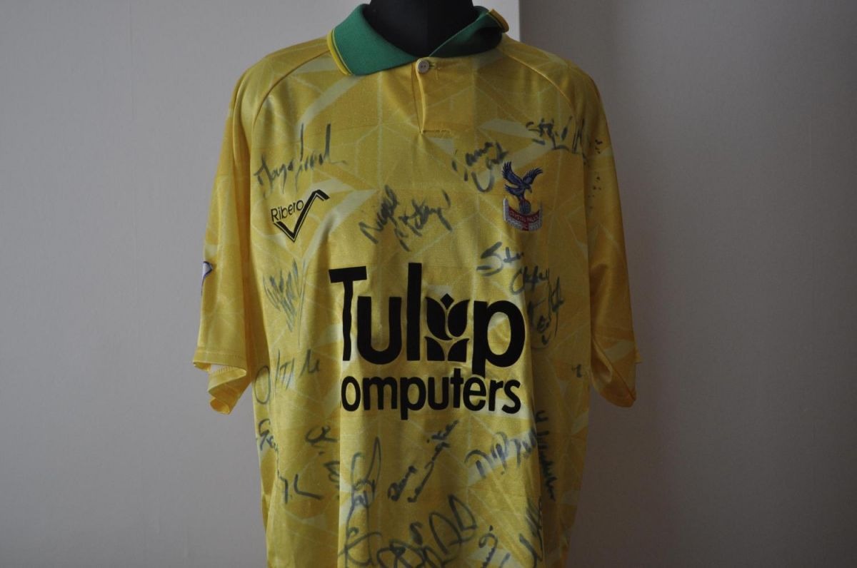 Segunda equipación de Crystal Palace 92-93