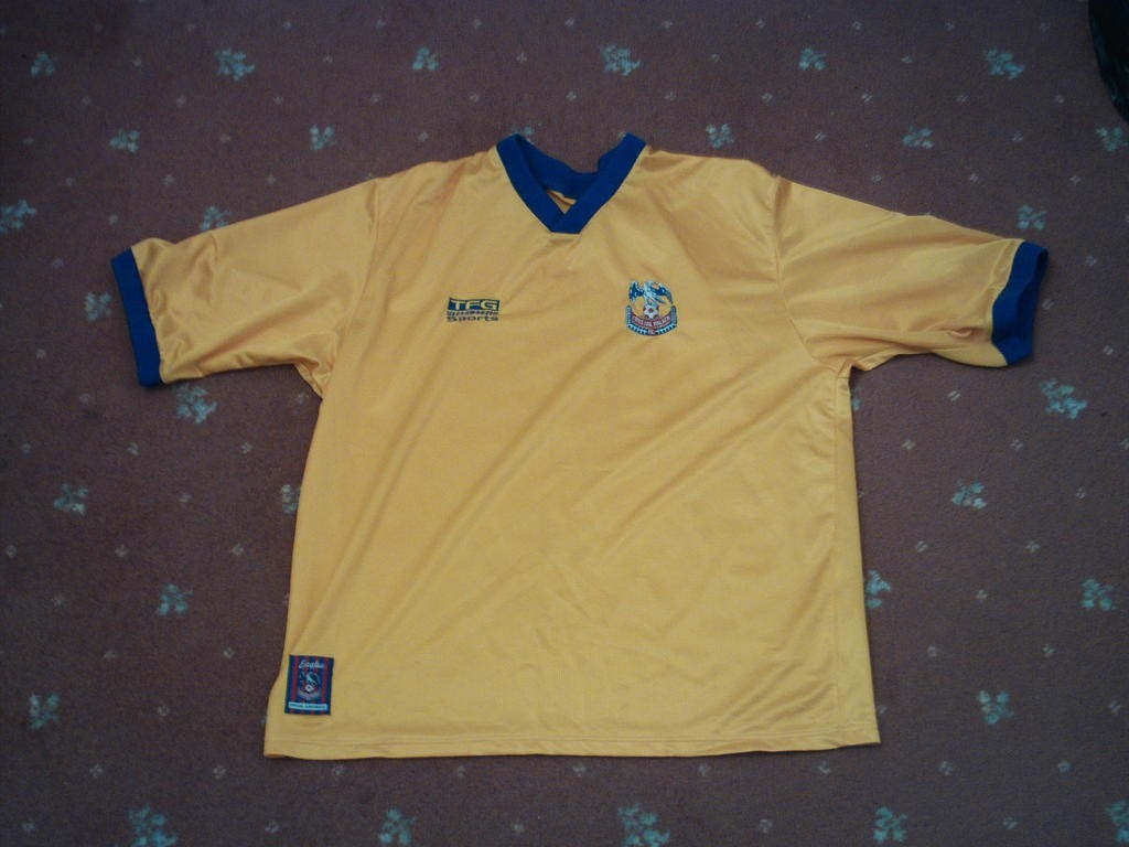 Tercera equipación de Crystal Palace 99-00