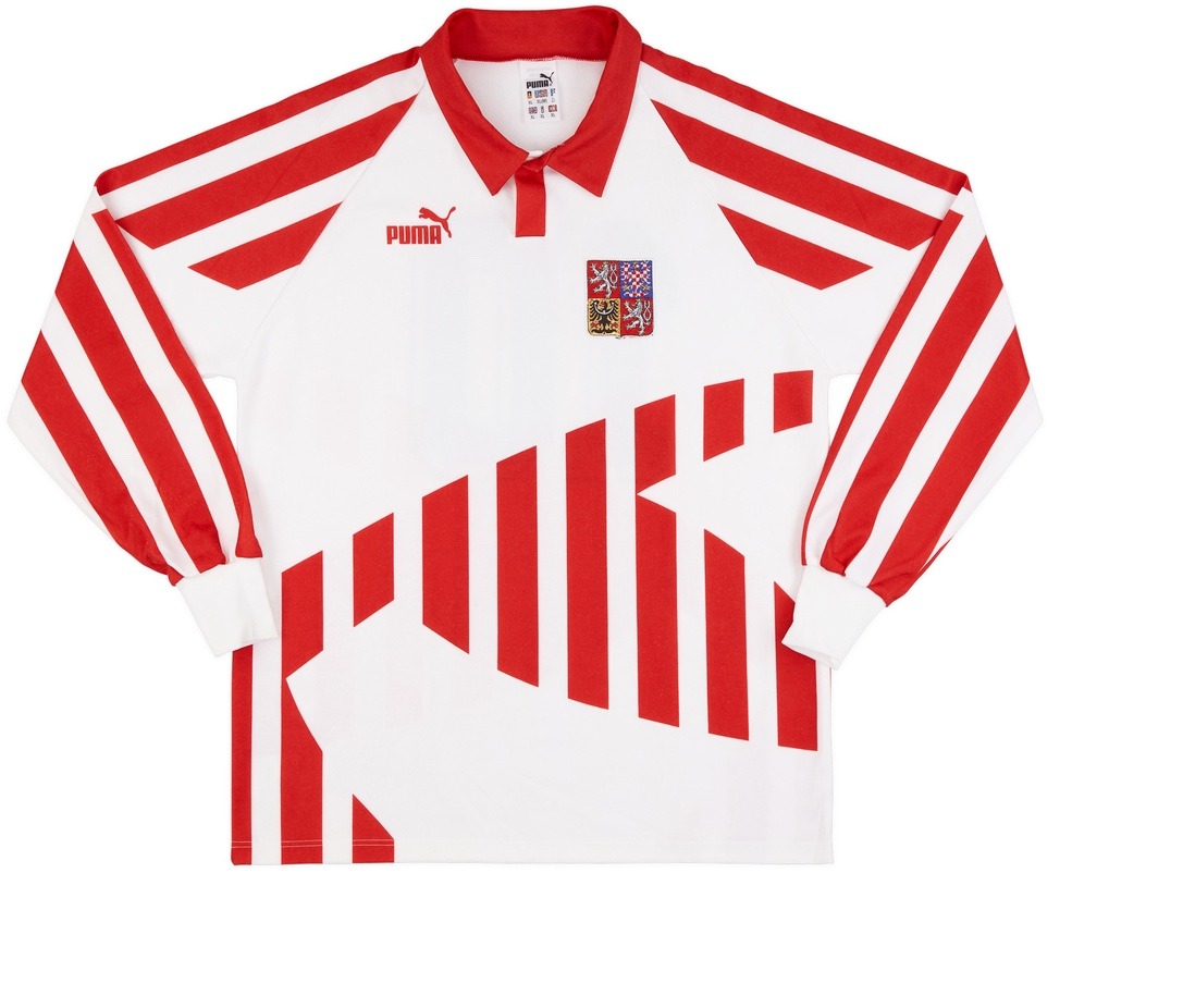 Segunda equipación de República Checa 1994