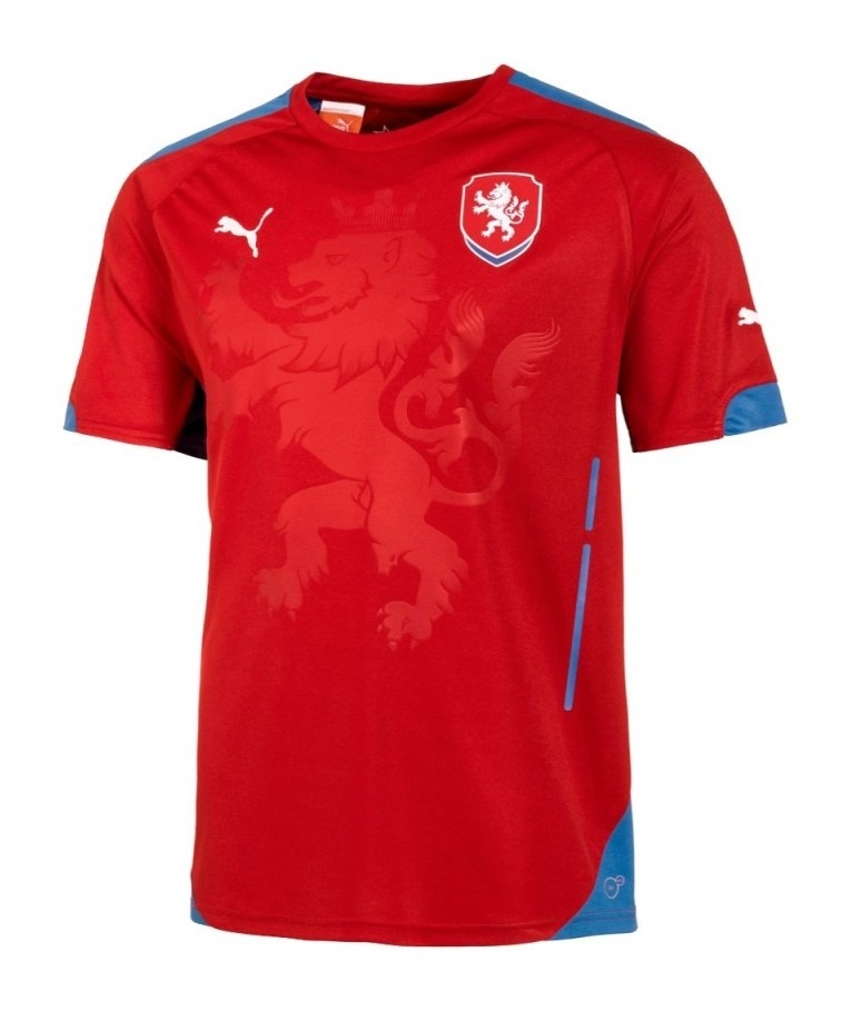 Primera equipación de República Checa 2014
