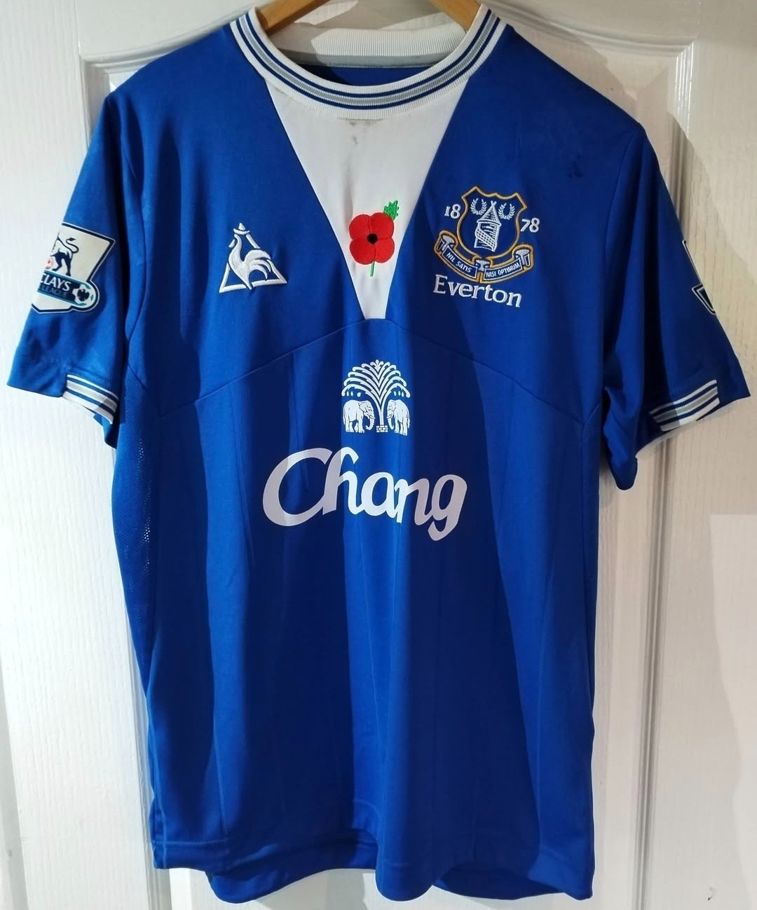 Primera equipación de Everton FC 09-10