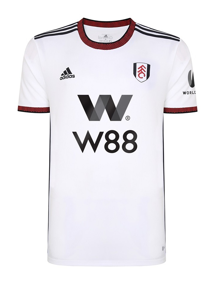 Primera equipación de Fulham FC 22-23