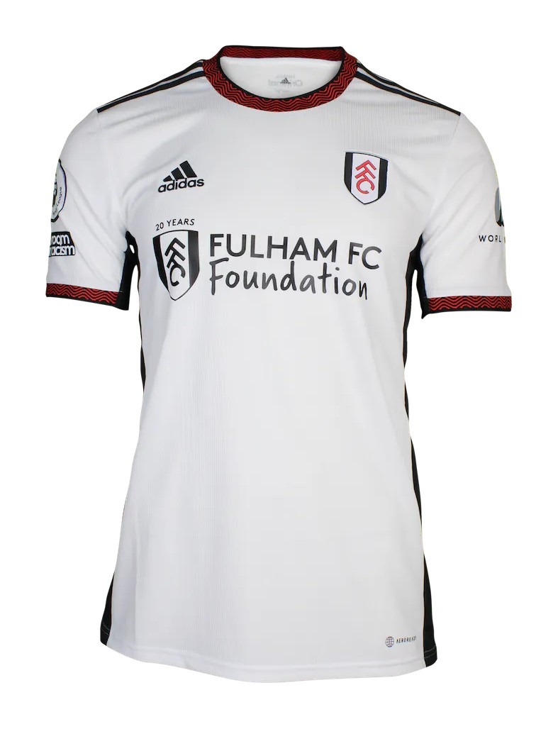 Primera equipación de Fulham FC 22-23
