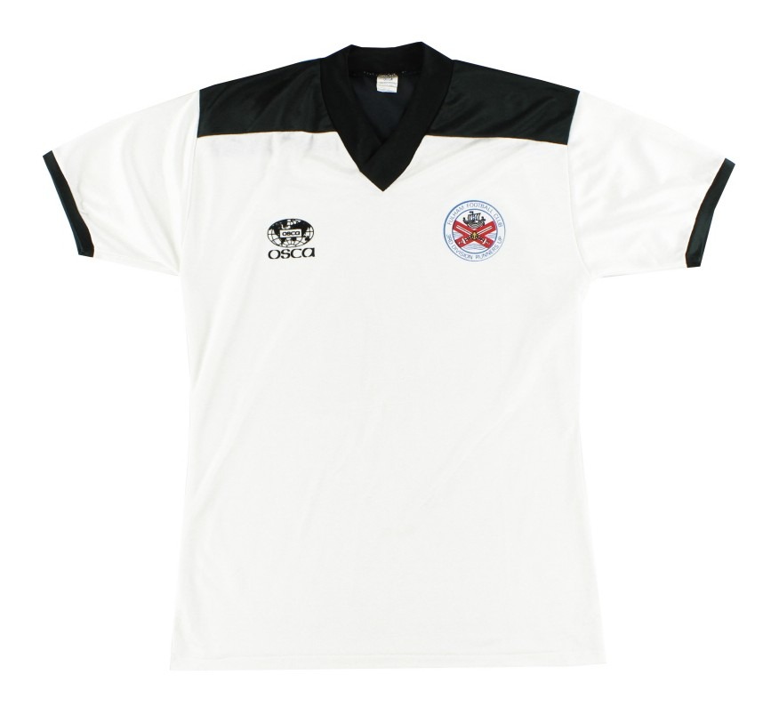Primera equipación de Fulham FC 81-82