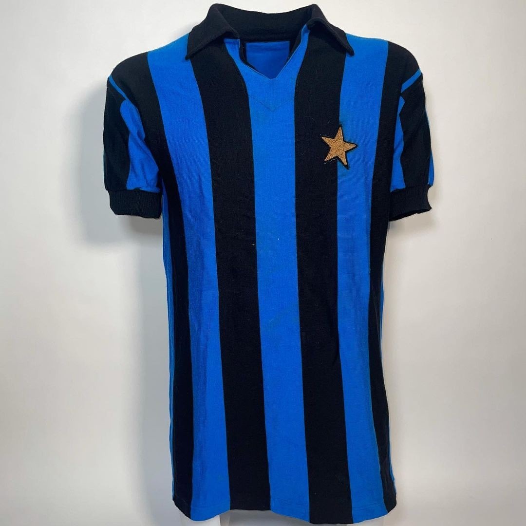 Primera equipación de Inter Milan 73-74