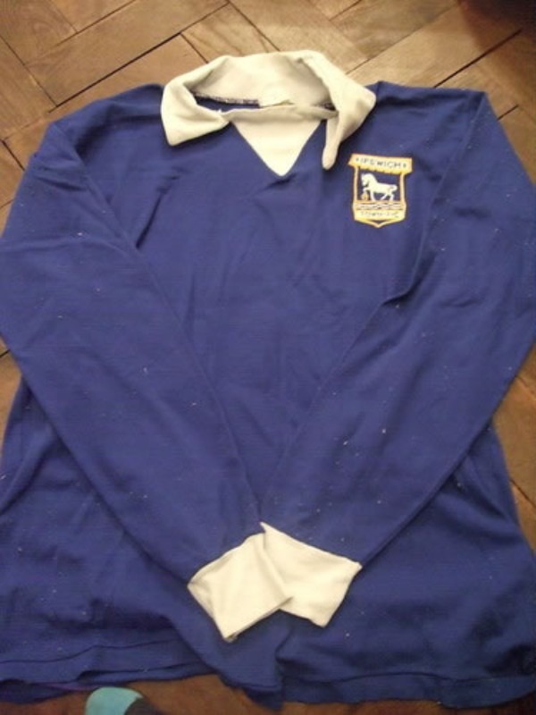 Primera equipación de Ipswich Town 72-73