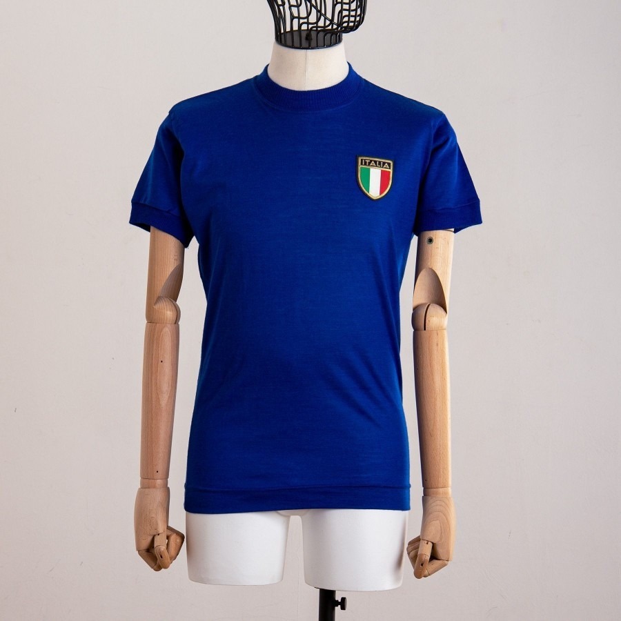 Primera equipación de Italy 1970