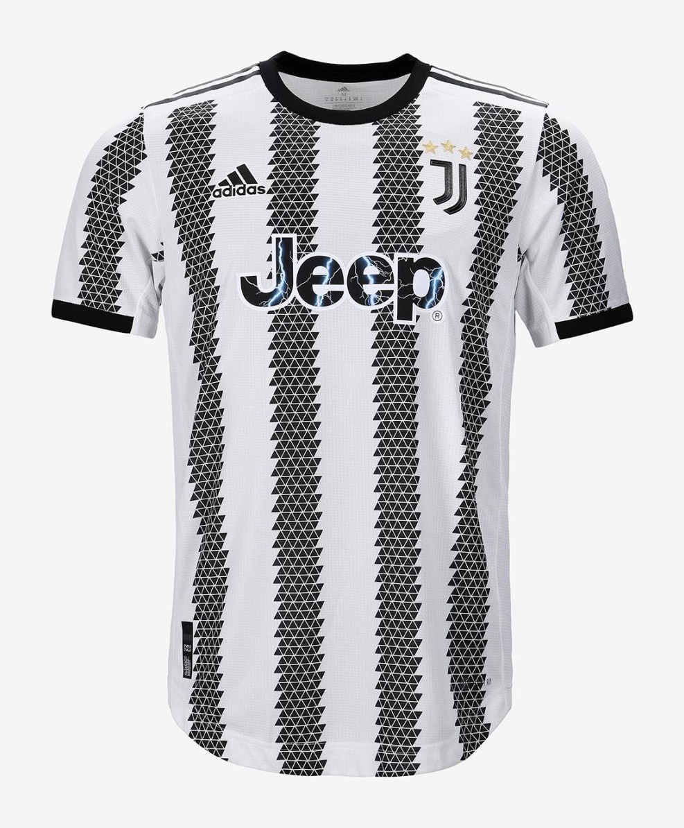 Primera equipación de Juventus FC 22-23