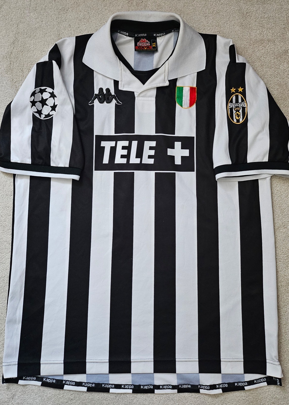 Primera equipación de Juventus FC 98-99
