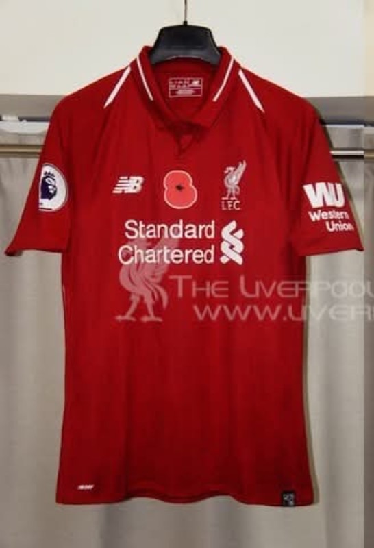 Primera equipación de Liverpool FC 18-19